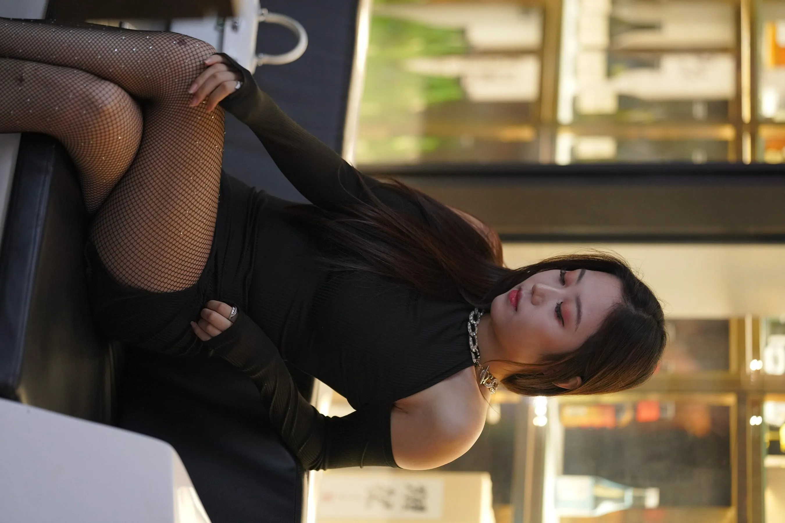 [魔镜街拍] NO.133 非常性感的网袜小姐姐 [188P]插图1